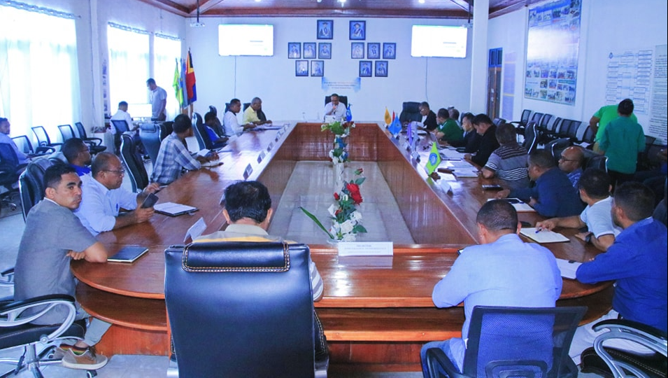 REITOR KONVOKA REUNIAUN HO SENADU FAKULDADE 7 NO KOMIASAUN ALTU BA PAK